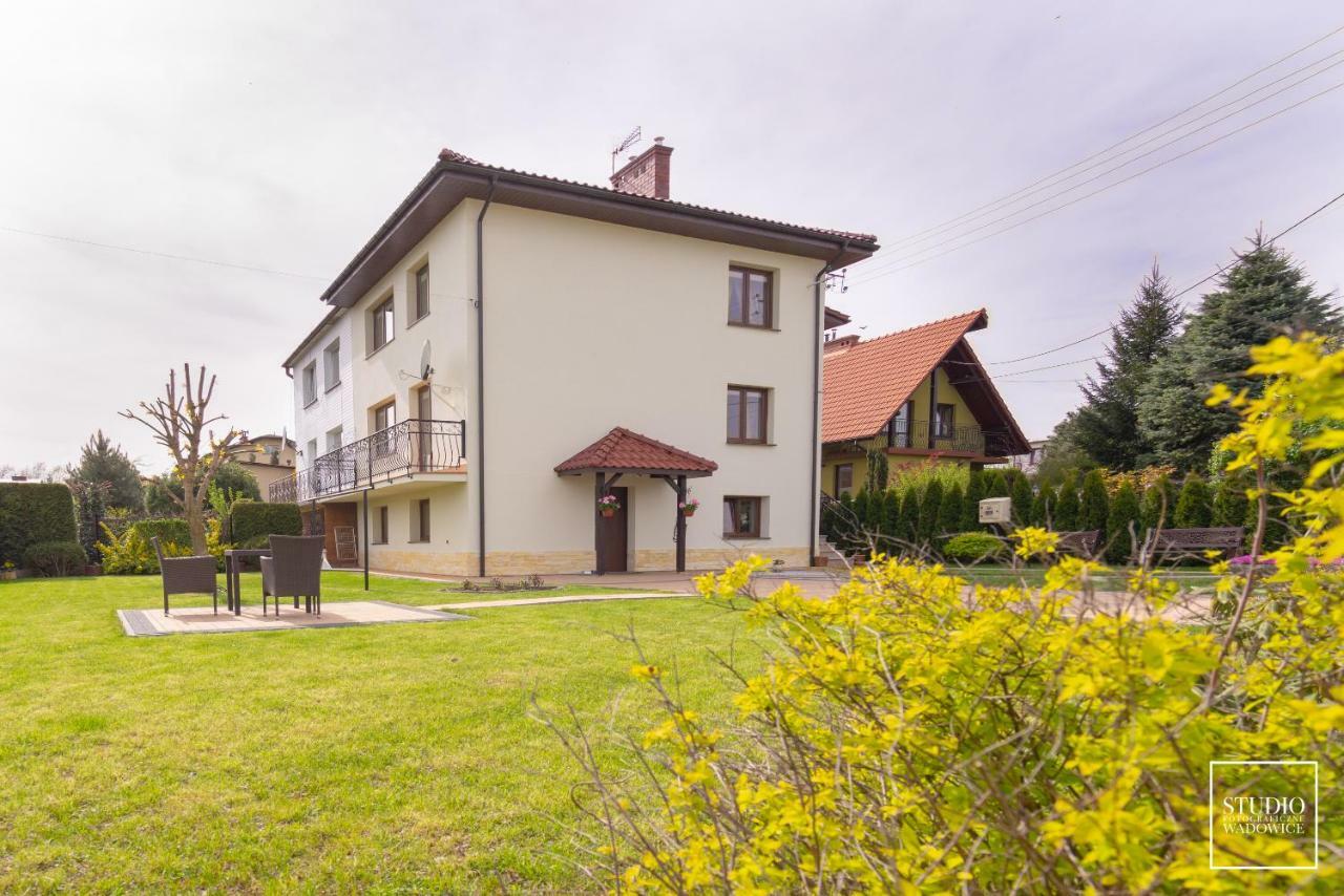 Apartamento Viktoria Wadowice Exterior foto